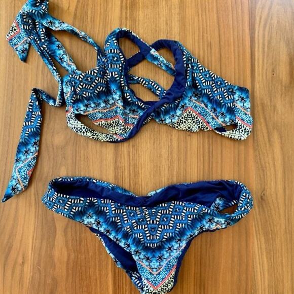 LUCKY BRAND Nomad Chevron Reversible Bikini 2 Piece Matching Set Women's Size S - Picture 7 of 8